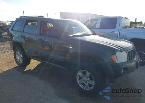 2006 Jeep Grand Cherokee Laredo z USA, uszkodzony, nr VIN 1J4HR48NX6C240416